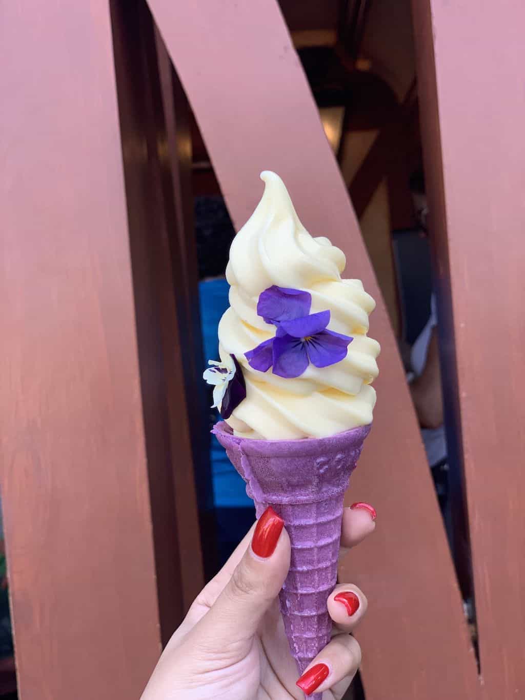 Whether you’re looking for a refreshing cool treat or a savory snack, you won’t be disappointed with our current favorite summer treats at Disney!