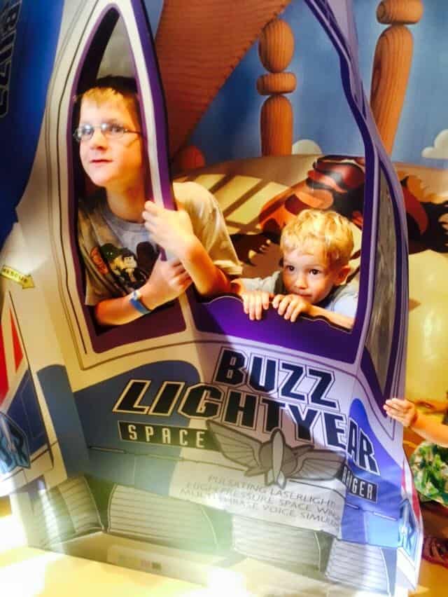 buzz lightyear ranger spin 