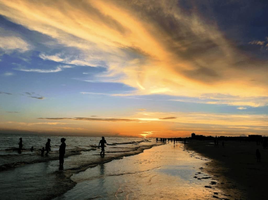 With only a little effort you can kick the sand from your shoes and visit some of Florida's most interesting Gulf Islands or explore wilderness areas that have been left virtually untouched by the ravages of time.