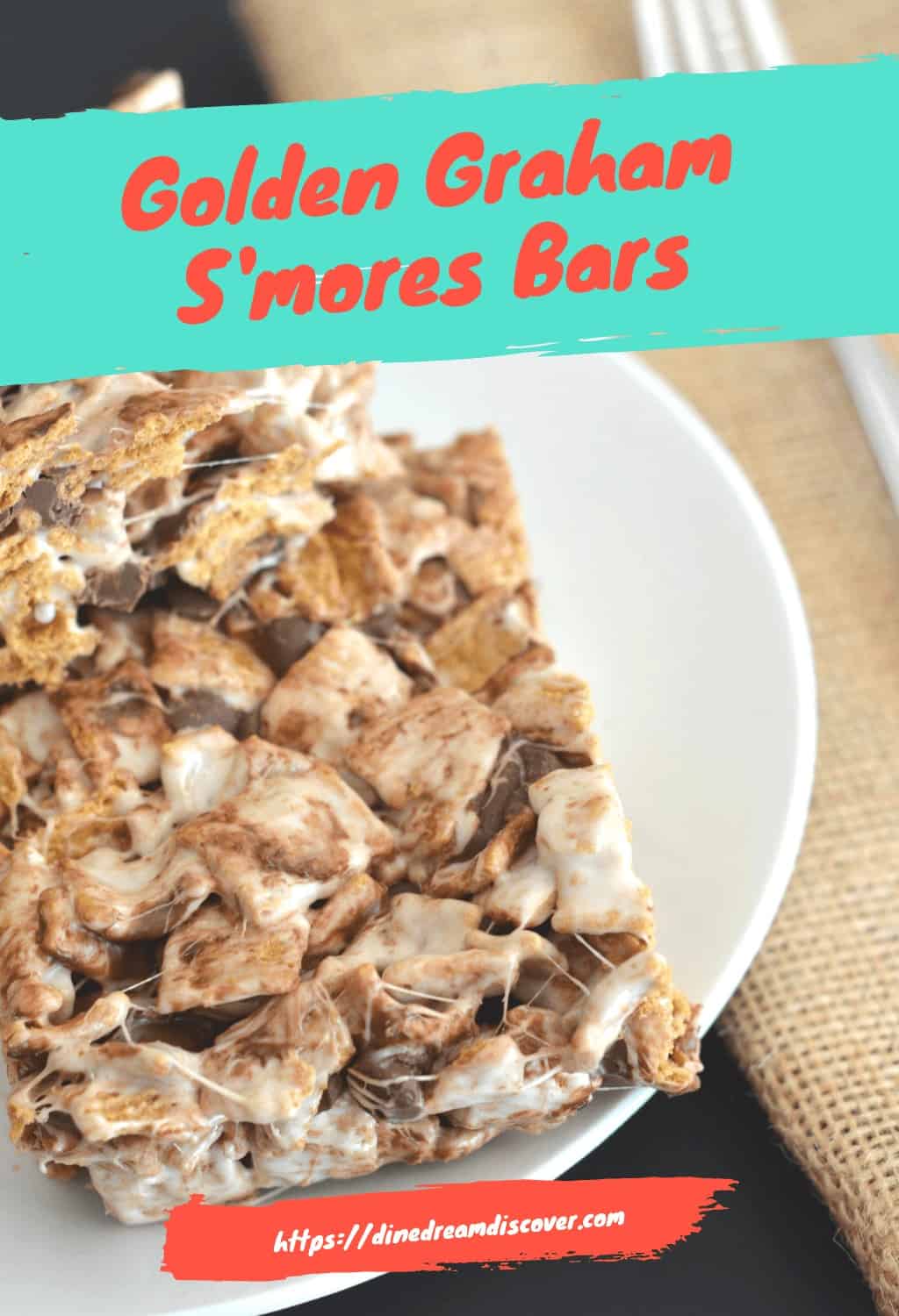 Bringing all your favorite flavors together with marshmallows, Golden Graham cereal and chocolate chips in this easy with the Golden Graham S'mores Bars recipe.