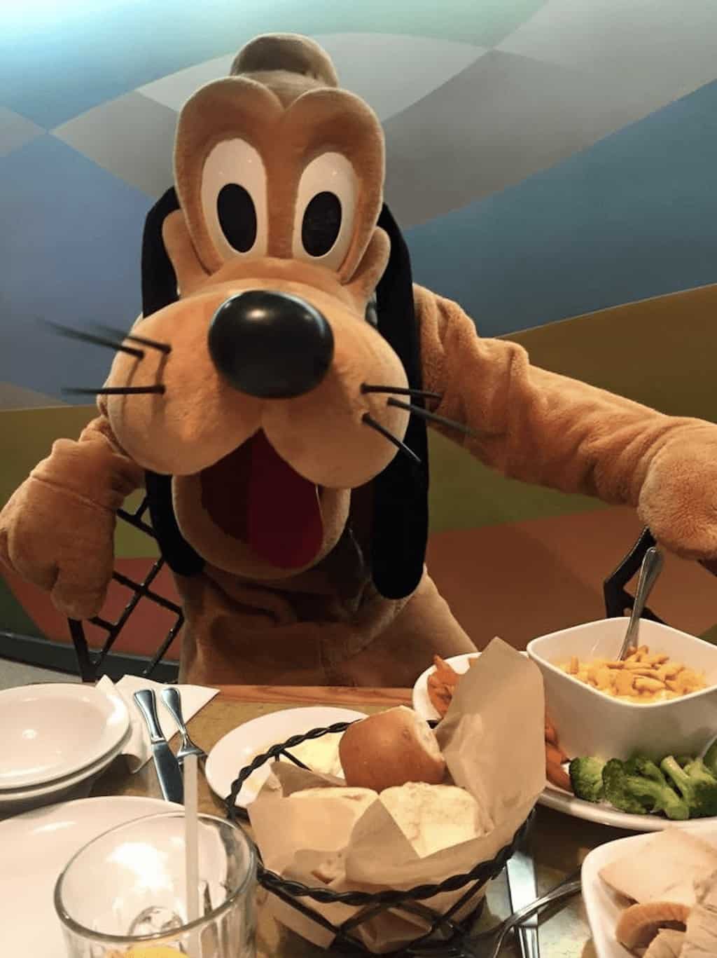 As you plan your Walt Disney World vacation, keep these Magic Kingdom restaurants in mind. Add the appropriate reservations to your park schedule.