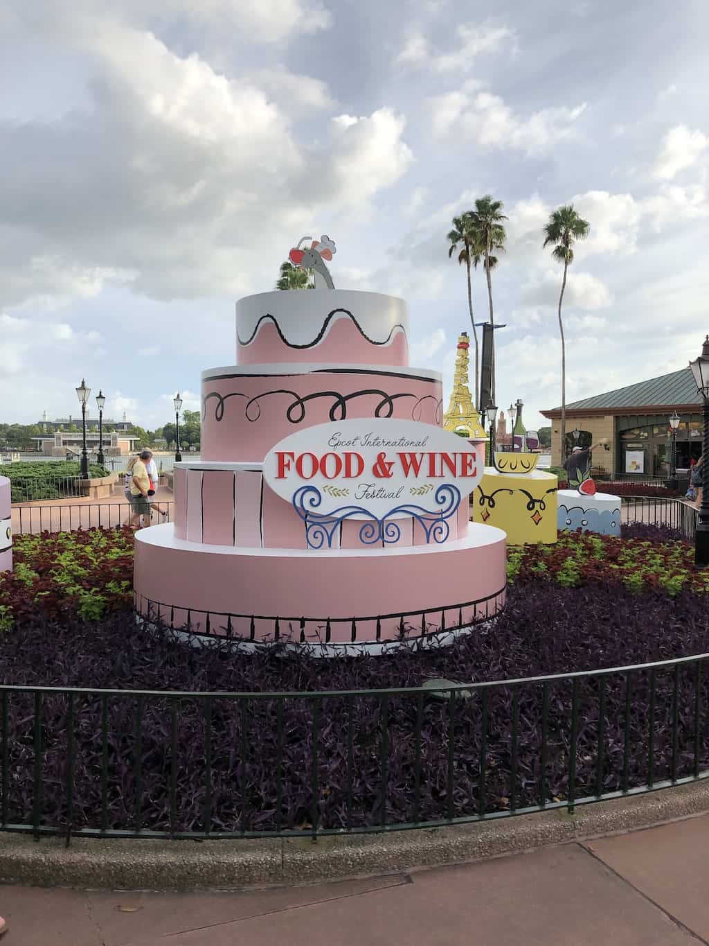 If you are planning a Walt Disney World vacation, that means Food and Wine Festival. Here's an overview of festival events you can look forward to. #Epcot #FoodandWineFestival #Disney #DineDreamDiscover