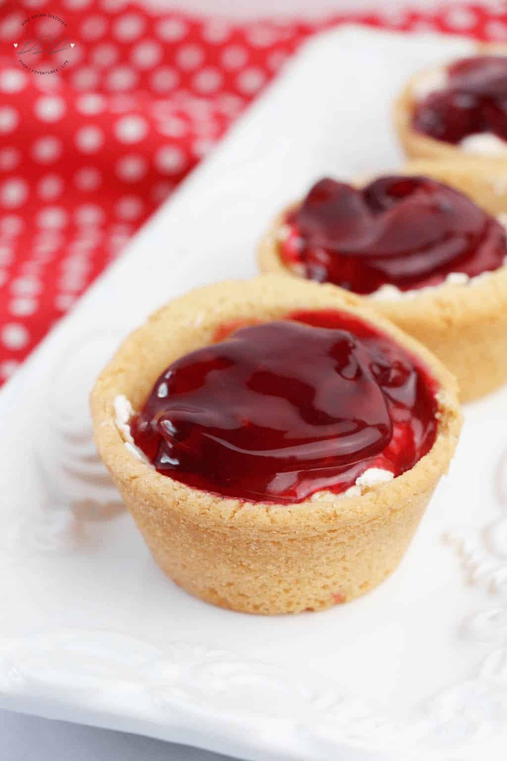 mini cherry cheesecakes