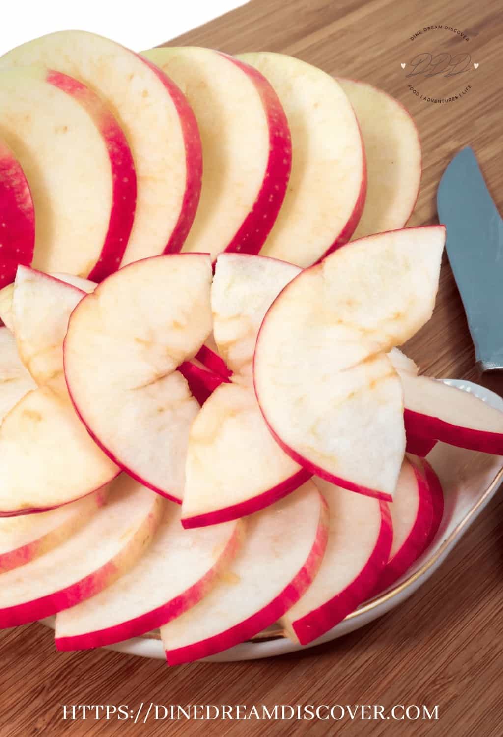 thin sliced apples