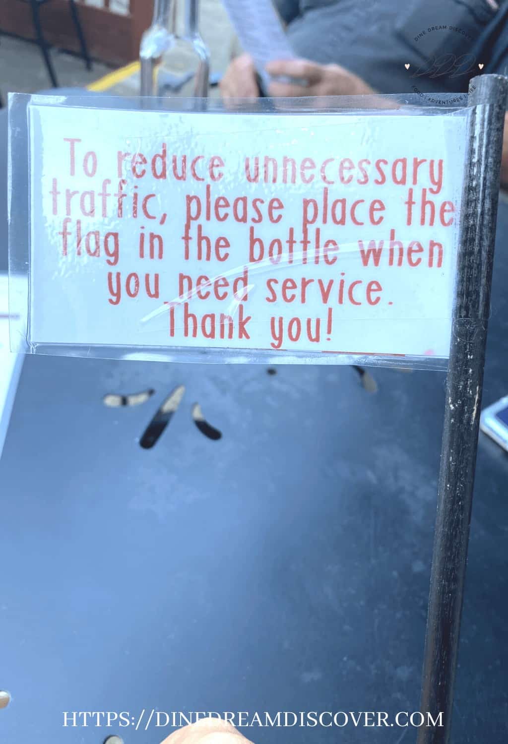 service sign