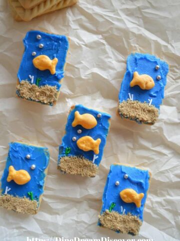 beach themed cookies