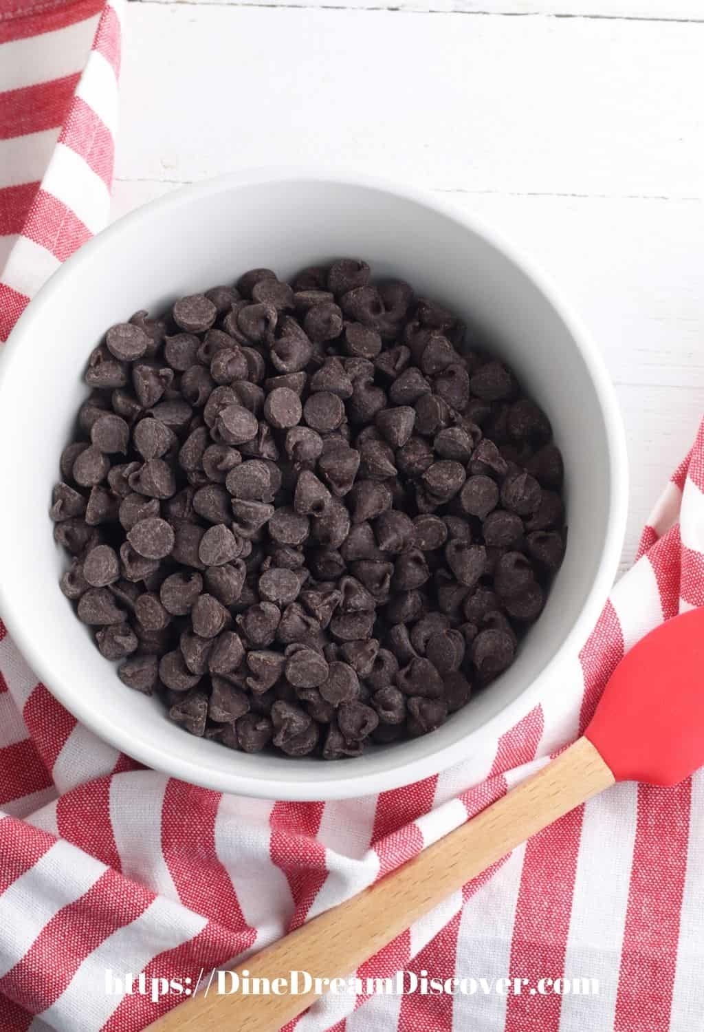 valentine hot chocolate bombs recipe