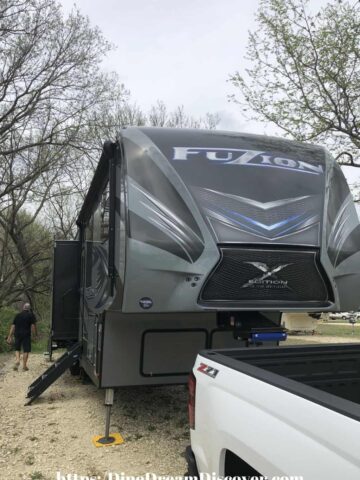 keystone fuzion toy hauler rv