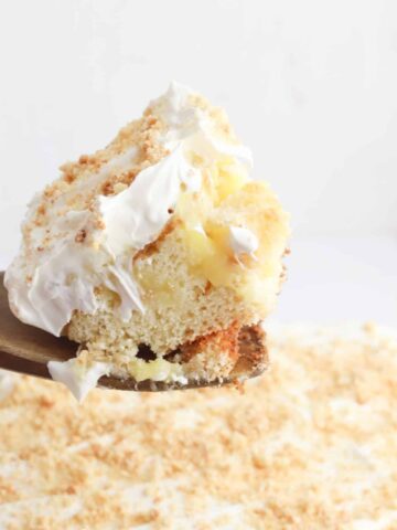 Banana Pudding Poke Cake