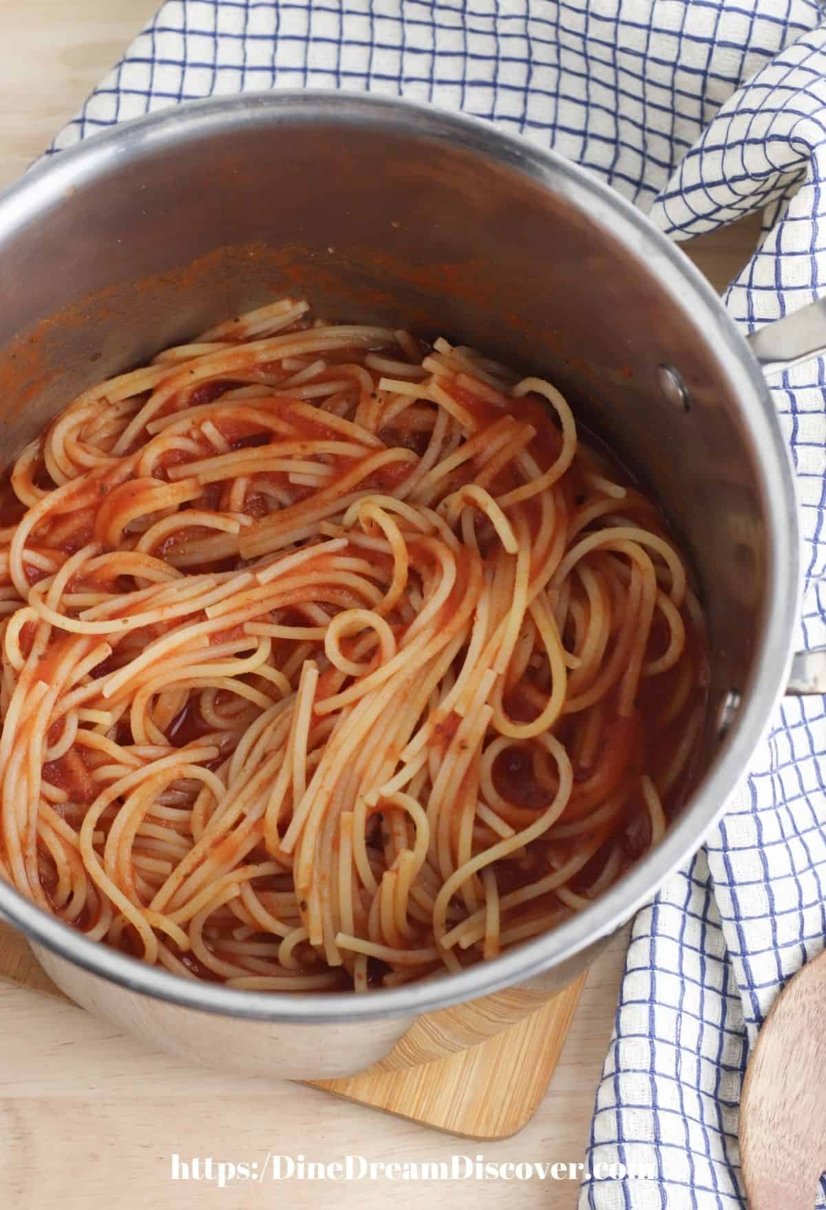 Spaghetti and Meatball Casserole 