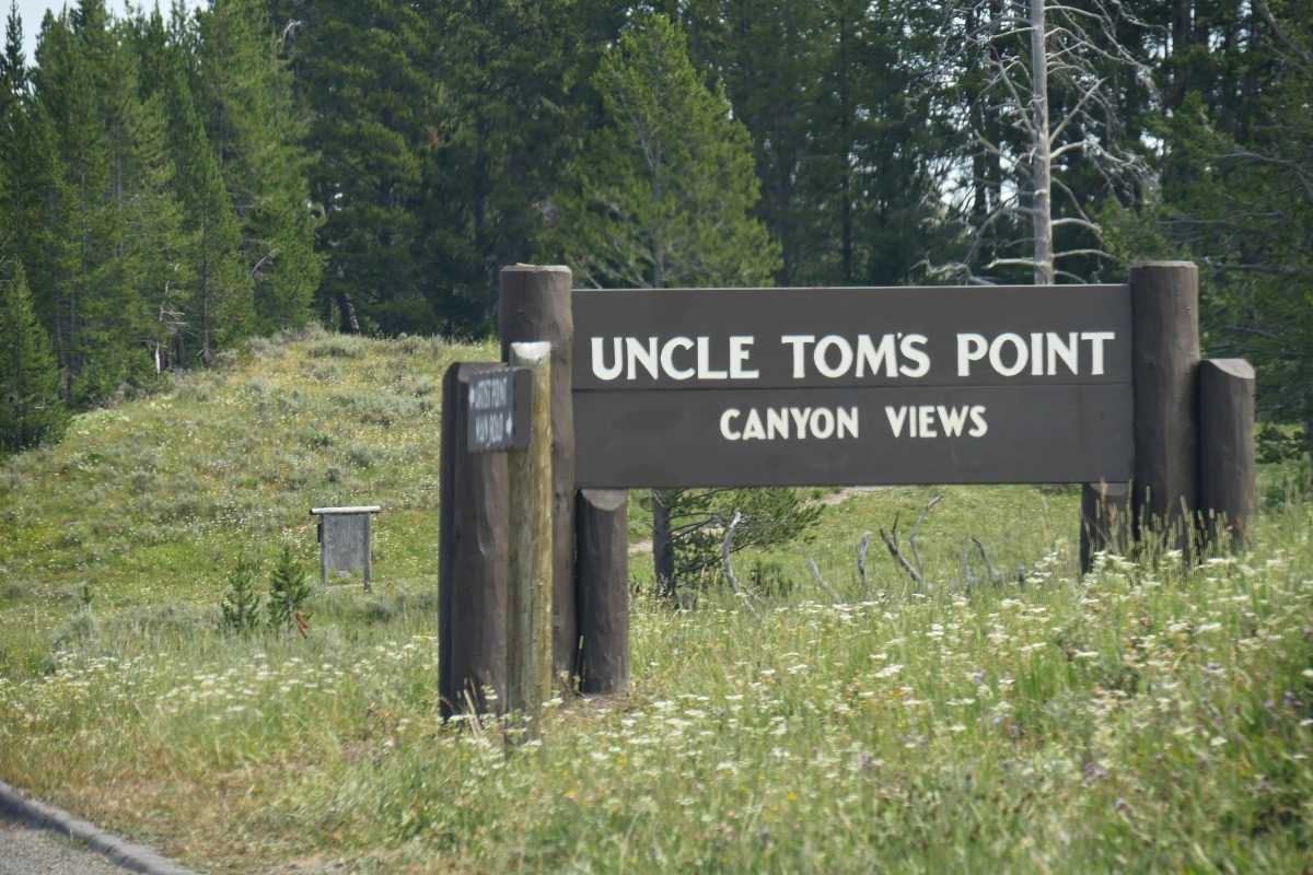 UNCLE TOM'S POINT