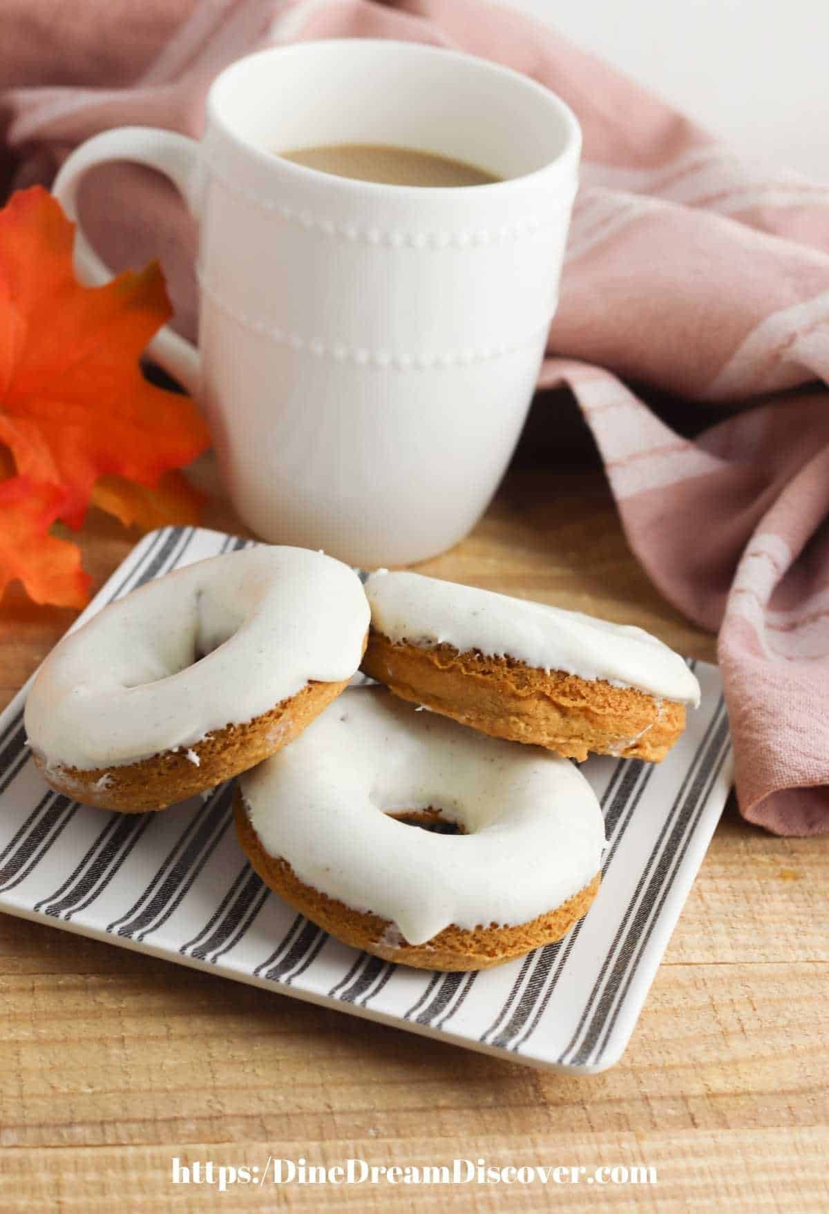 Air Fryer Cake Mix Pumpkin Donuts 