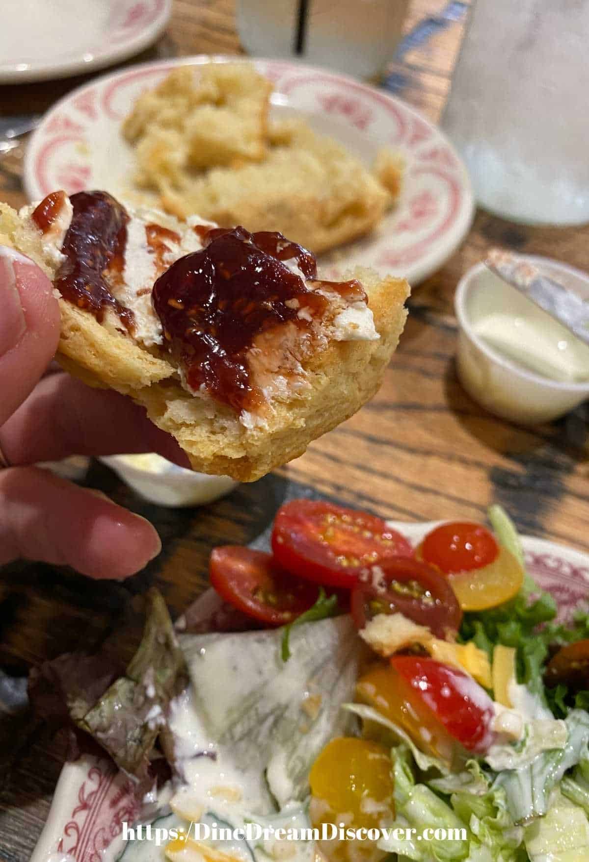 pioneer woman biscuits with blackberry jam