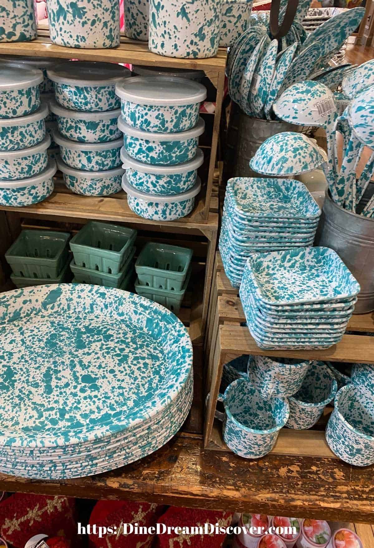 pioneer woman blue dishes 