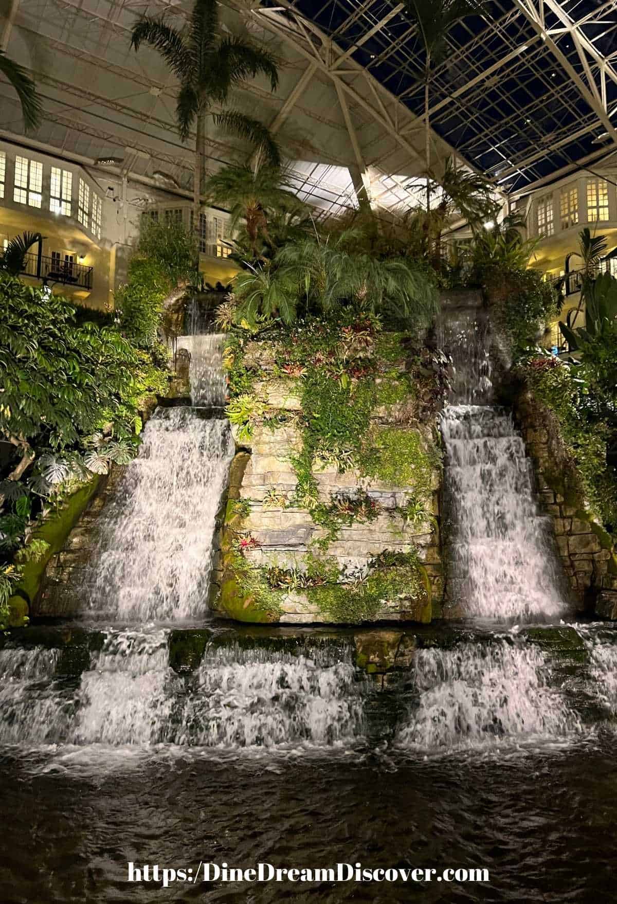 3.5-story waterfall gaylord opryland