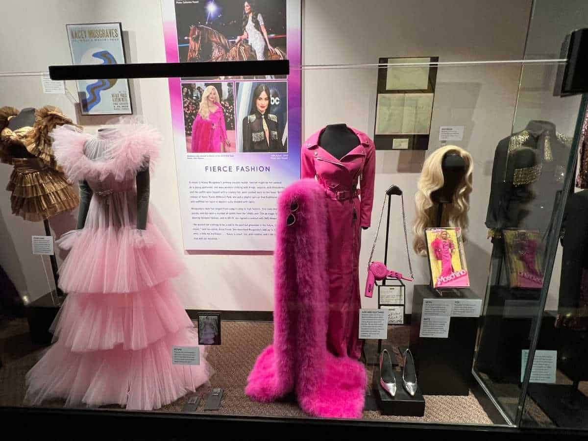 kacey musgraves clothing display