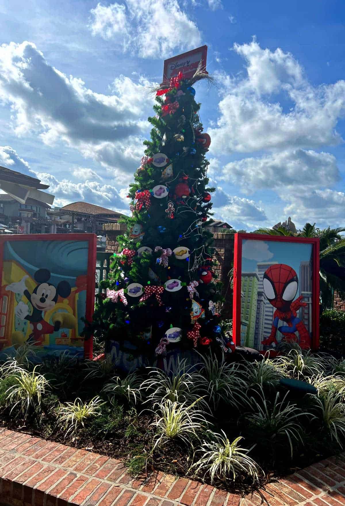 Disney Jr. christmas tree