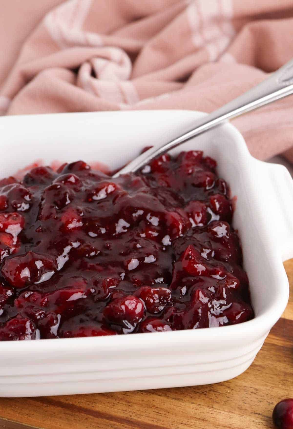 Slow Cooker Cranberry Sauce 