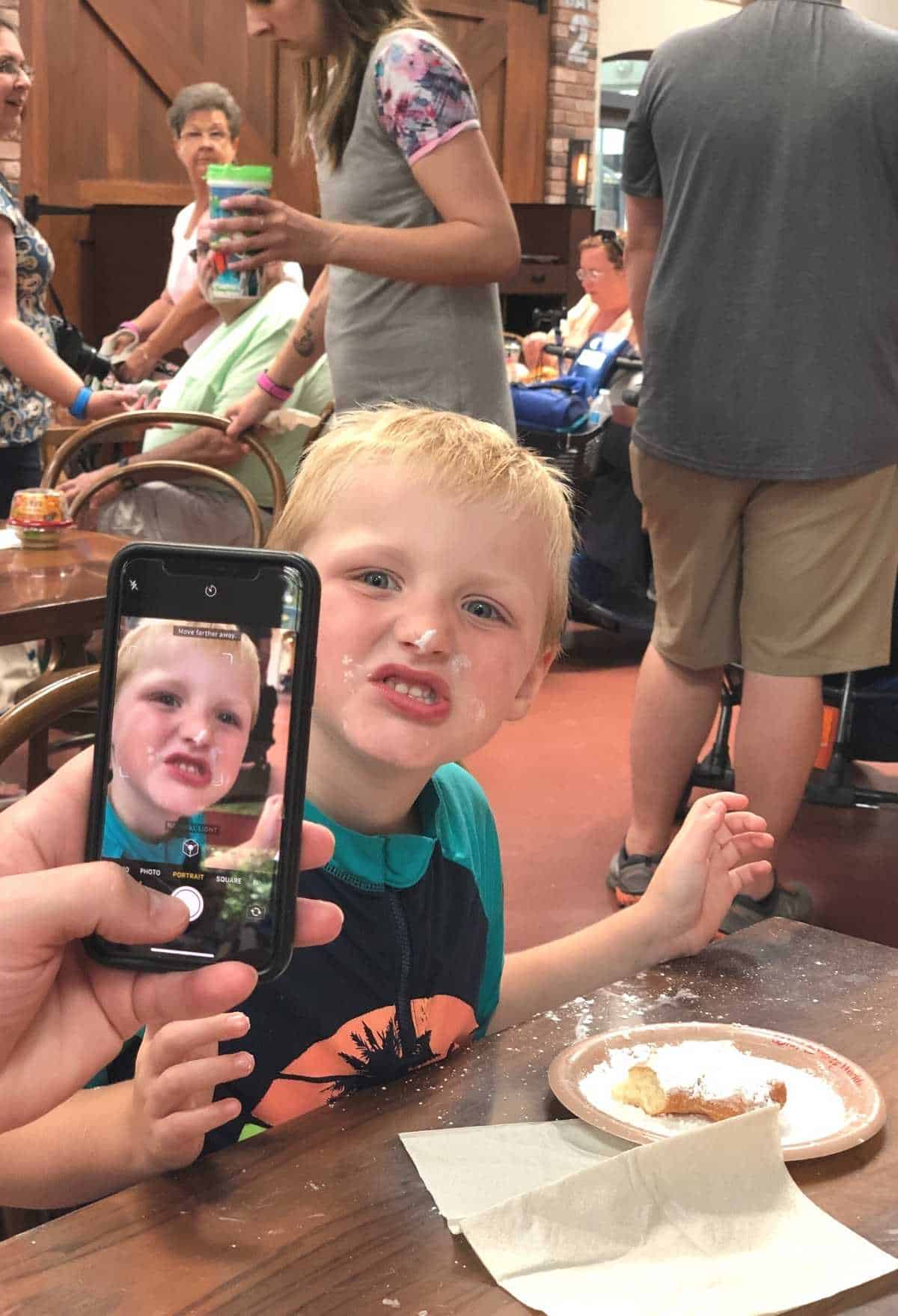 disney sassagoula strawberry beignet sundae