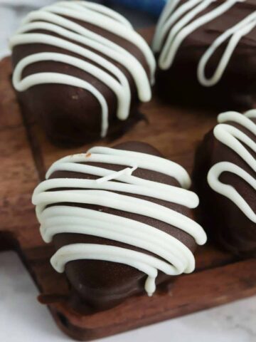 Chocolate Covered Oreo Cheesecake Bites Recipe