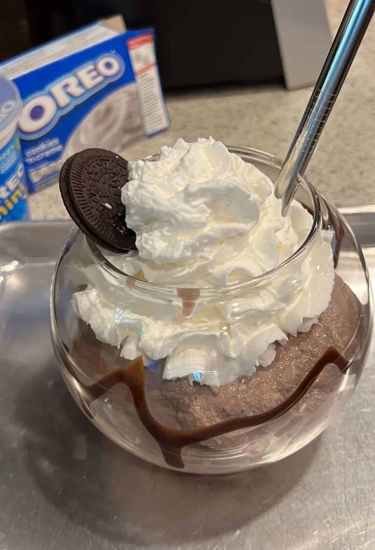 4 Ingredient Oreo Milkshake Recipe Without Ice Cream Dine Dream Discover