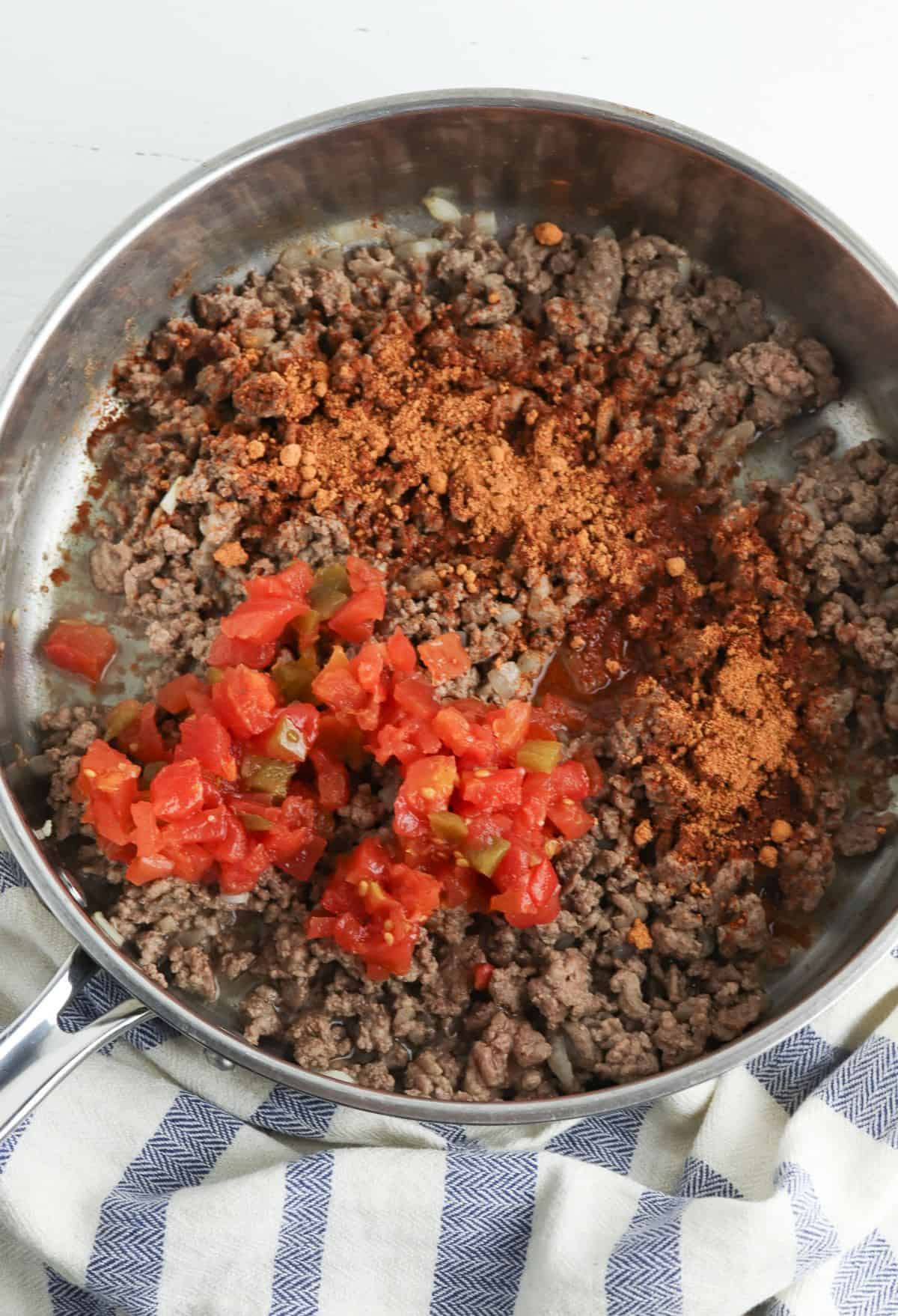 ground beef and tomatoes