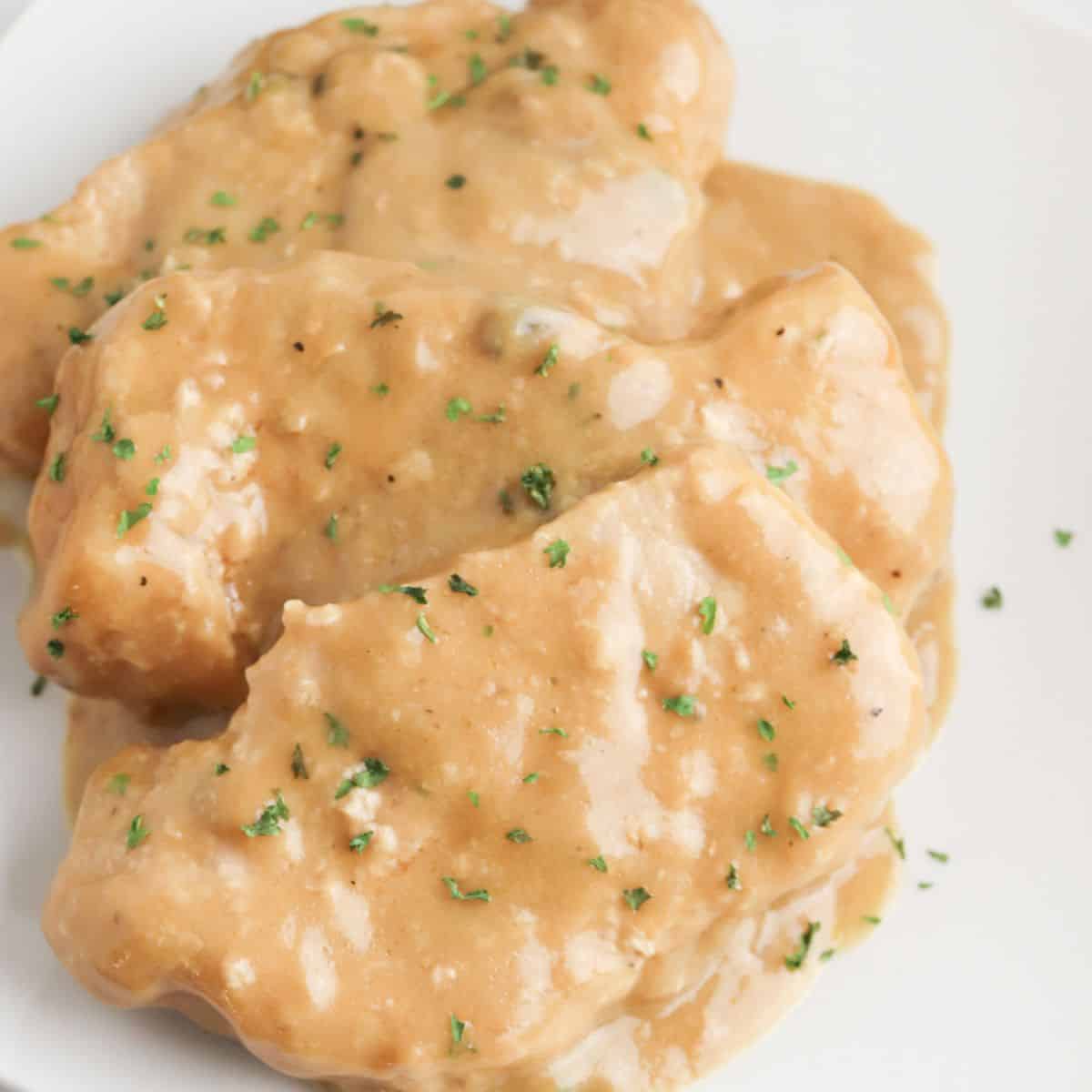 Slow Cooker Pork Chops and Gravy