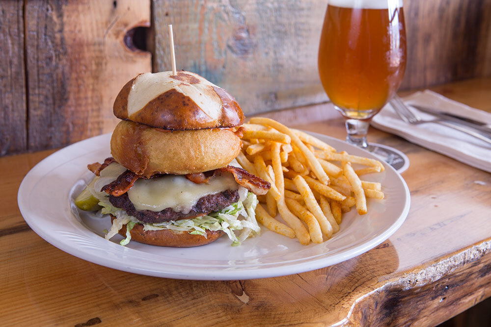 Brewer's Cabinet burger