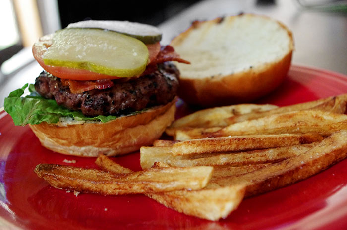 Mel's Classic Diner burger