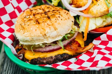 PT Restaurant burger